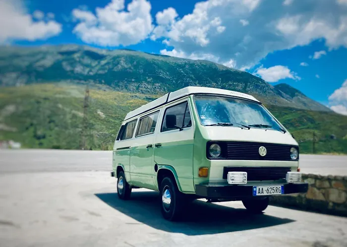 Rent Van Oliver